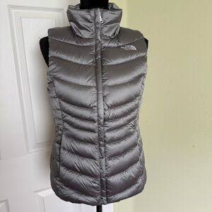 NEW The North Face 550 Down Puffer Vest